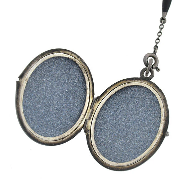 Art Deco Sterling & Matte Black Enamel Locket Necklace - Image 3