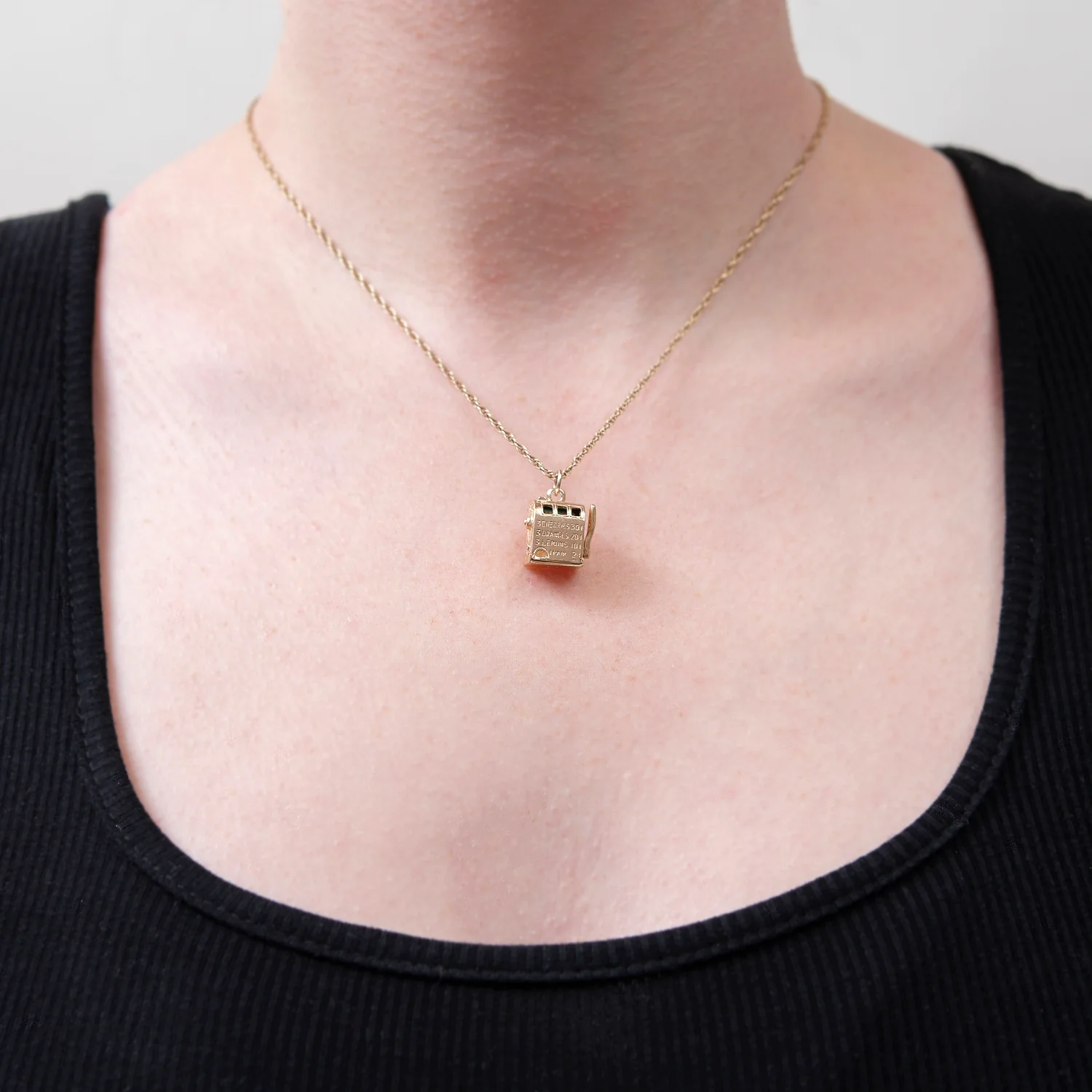 Retro 14k Slot Machine Charm/Pendant - Image 8