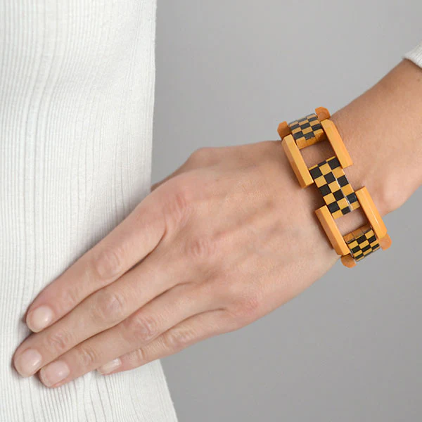 Retro Bakelite "Checkerboard" Gate Link Bracelet - Image 6