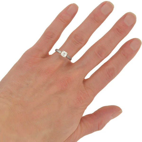 TIFFANY & CO. Estate Platinum "Lucida ®" Diamond Solitaire Ring 0.73ct - Image 7