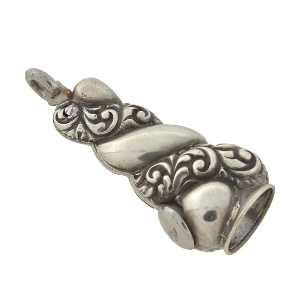Victorian Sterling Silver Repousse Cigar Cutter - Image 3