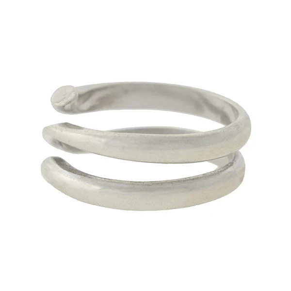Vintage 18kt White Gold Wrapped Band Ring - Image 4