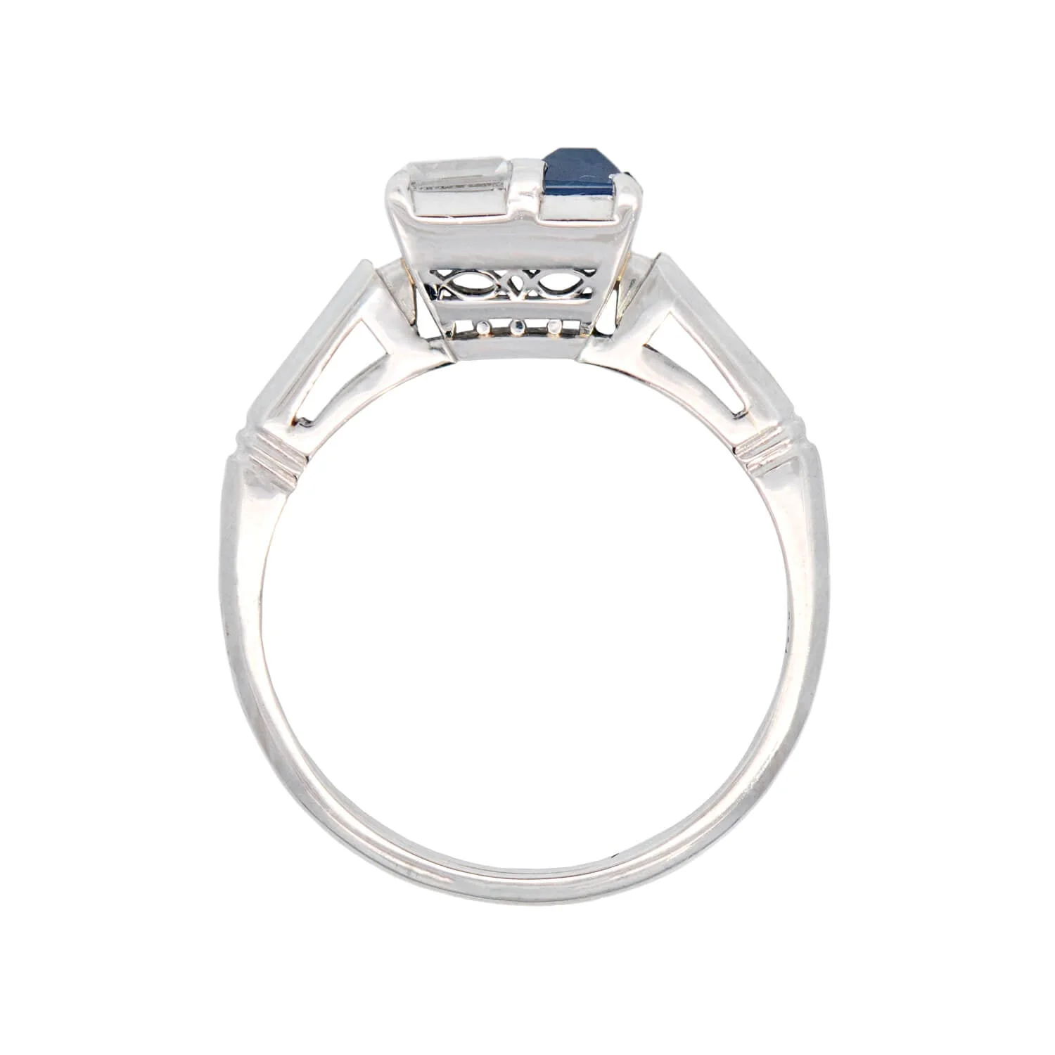 Art Deco Platinum Diamond and Sapphire Ring - Image 3