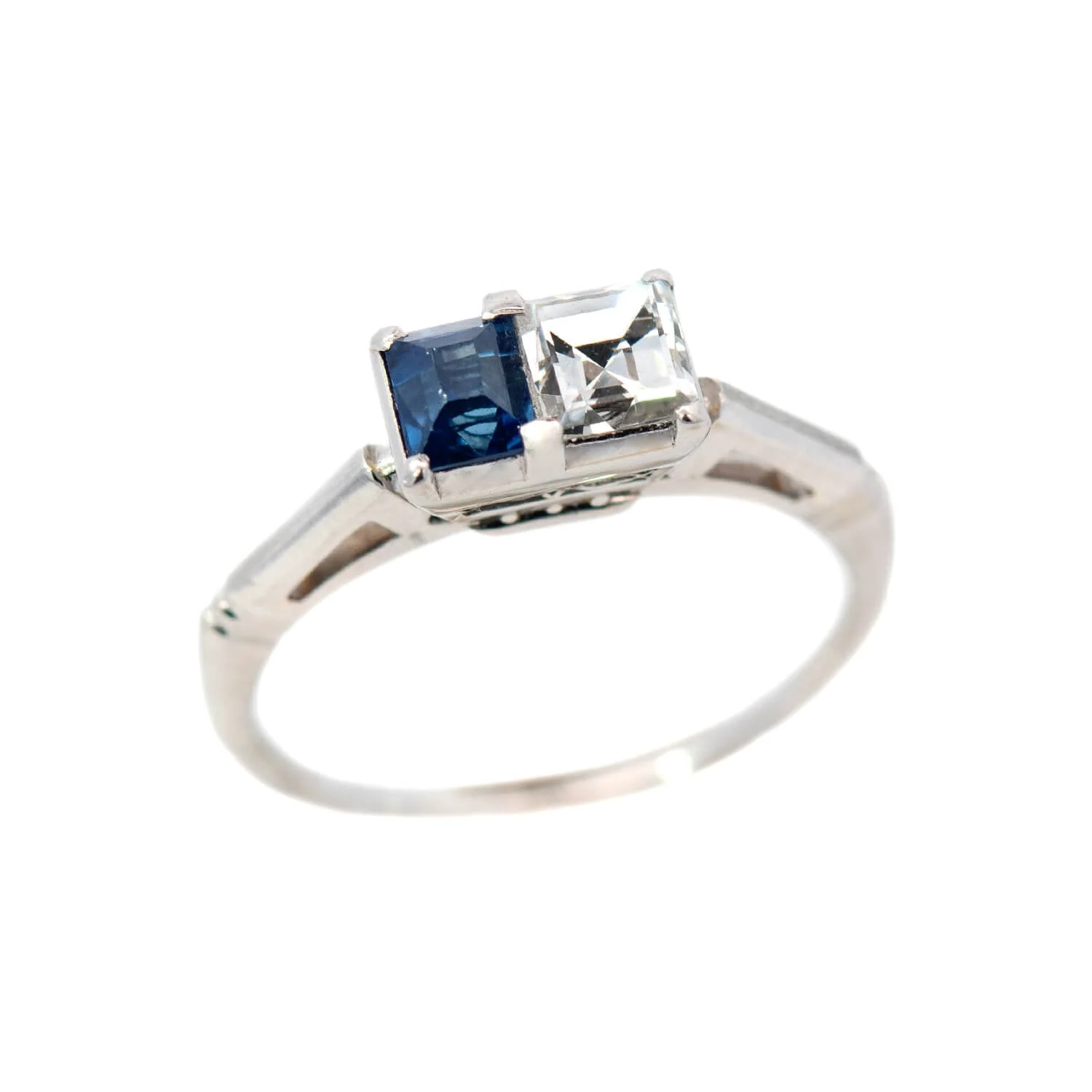 Art Deco Platinum Diamond and Sapphire Ring - Image 4