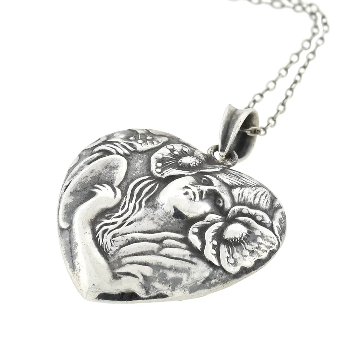 Art Nouveau Sterling Repousse Heart-Shaped Pendant Necklace - Image 3