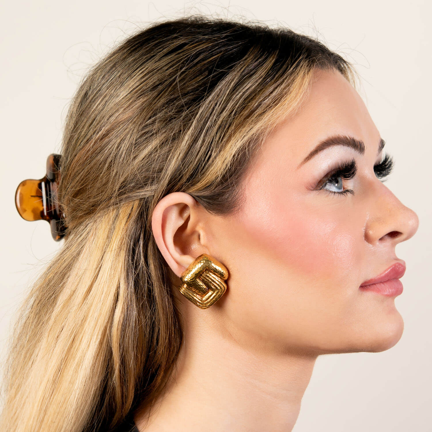 DAVID WEBB Estate 18k Earrings - Image 5