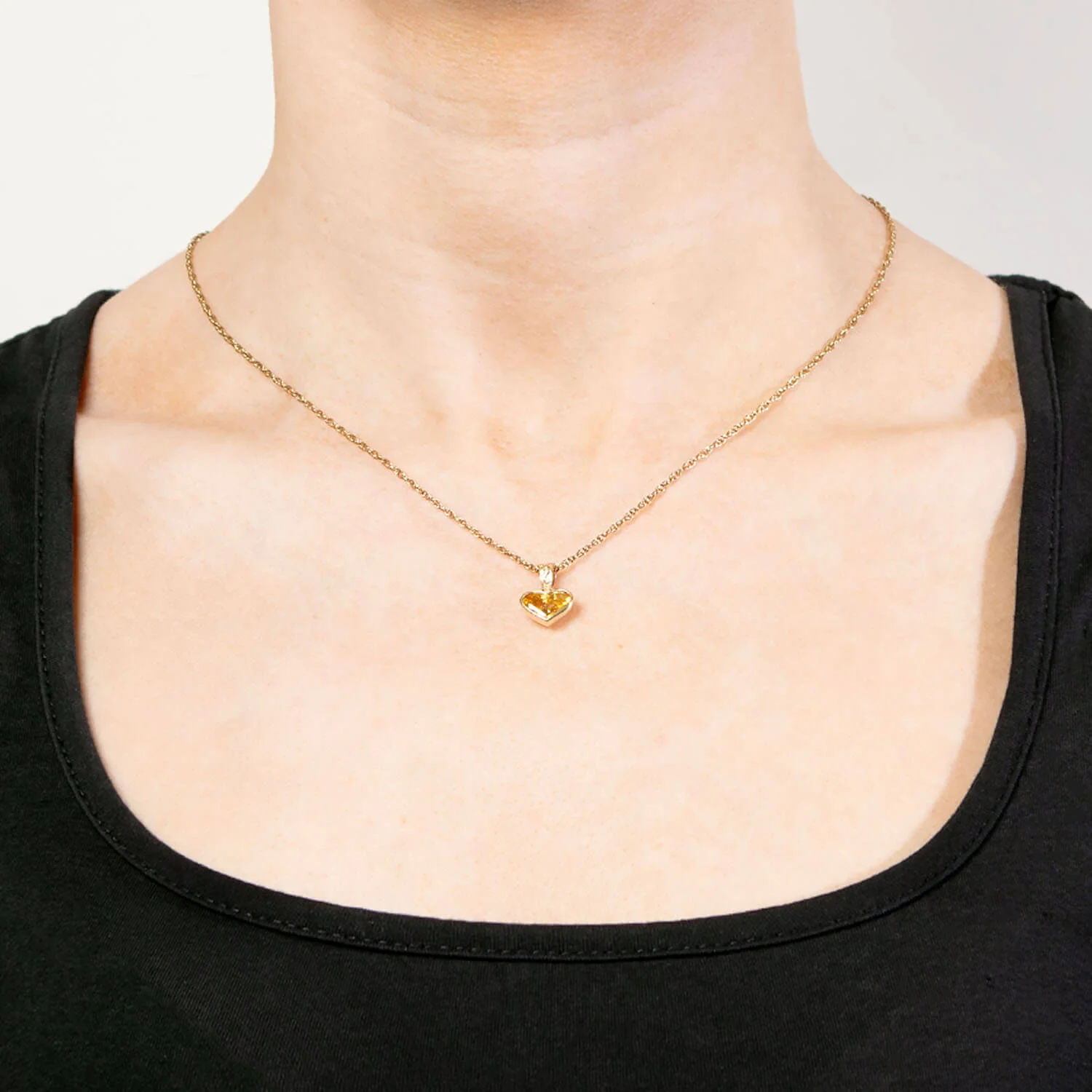 Estate 14k Yellow Sapphire Heart Pendant - Image 4