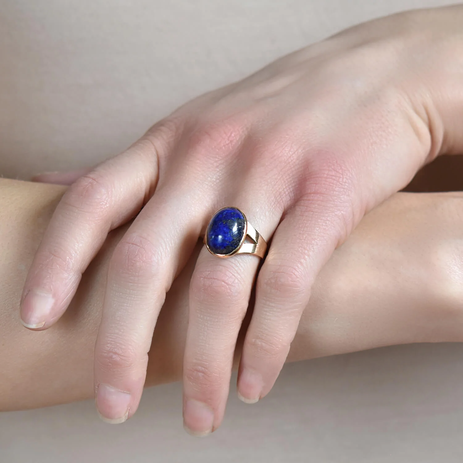 Vintage 14kt Lapis Lazuli Cabochon Ring - Image 6