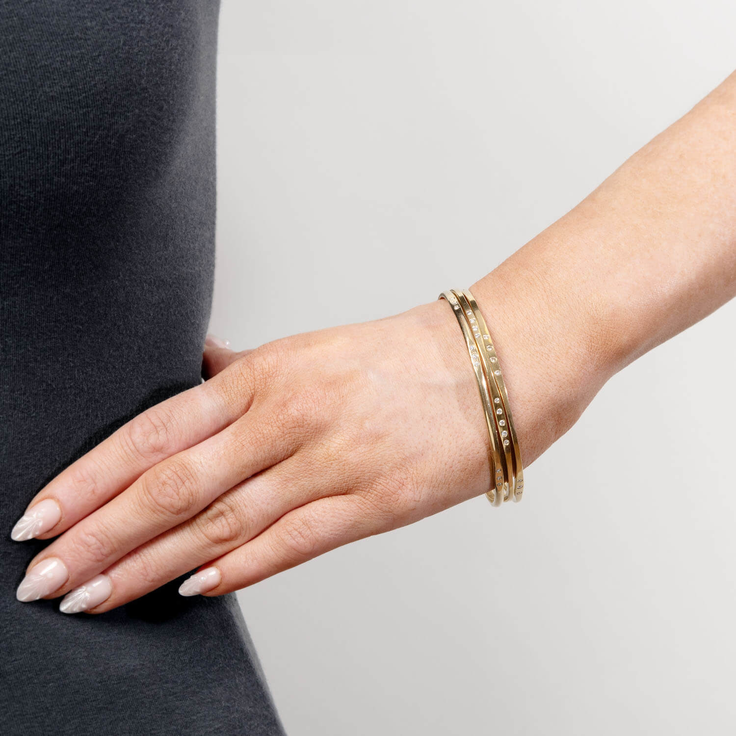 Estate 18k Diamond Bangle Set - Image 5