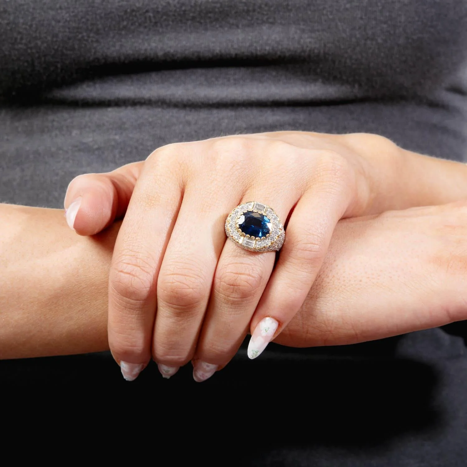 Estate 18k Sapphire and Diamond Cocktail Ring - Image 6