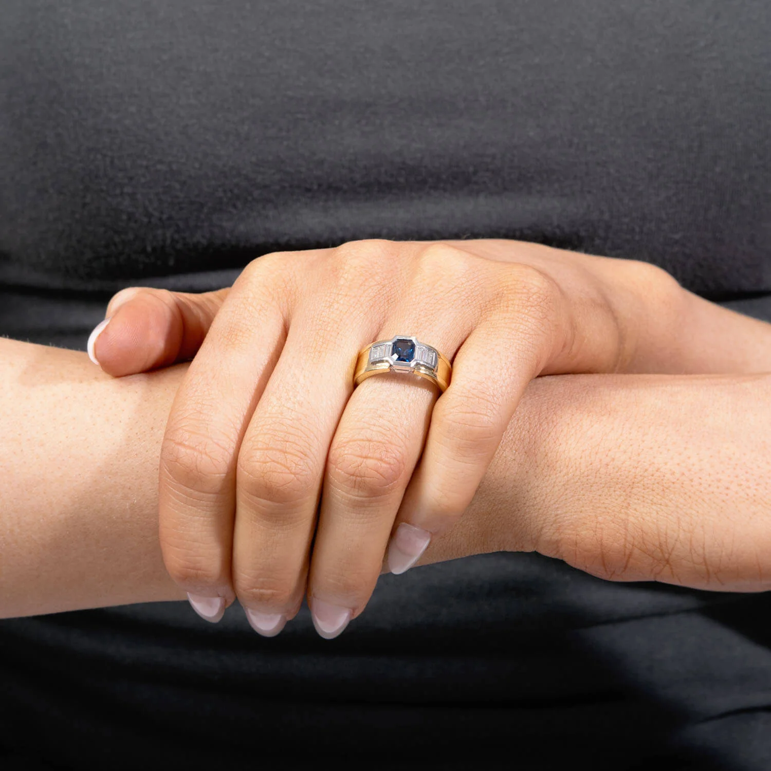 Estate 18k Sapphire and Diamond Ring - Image 6