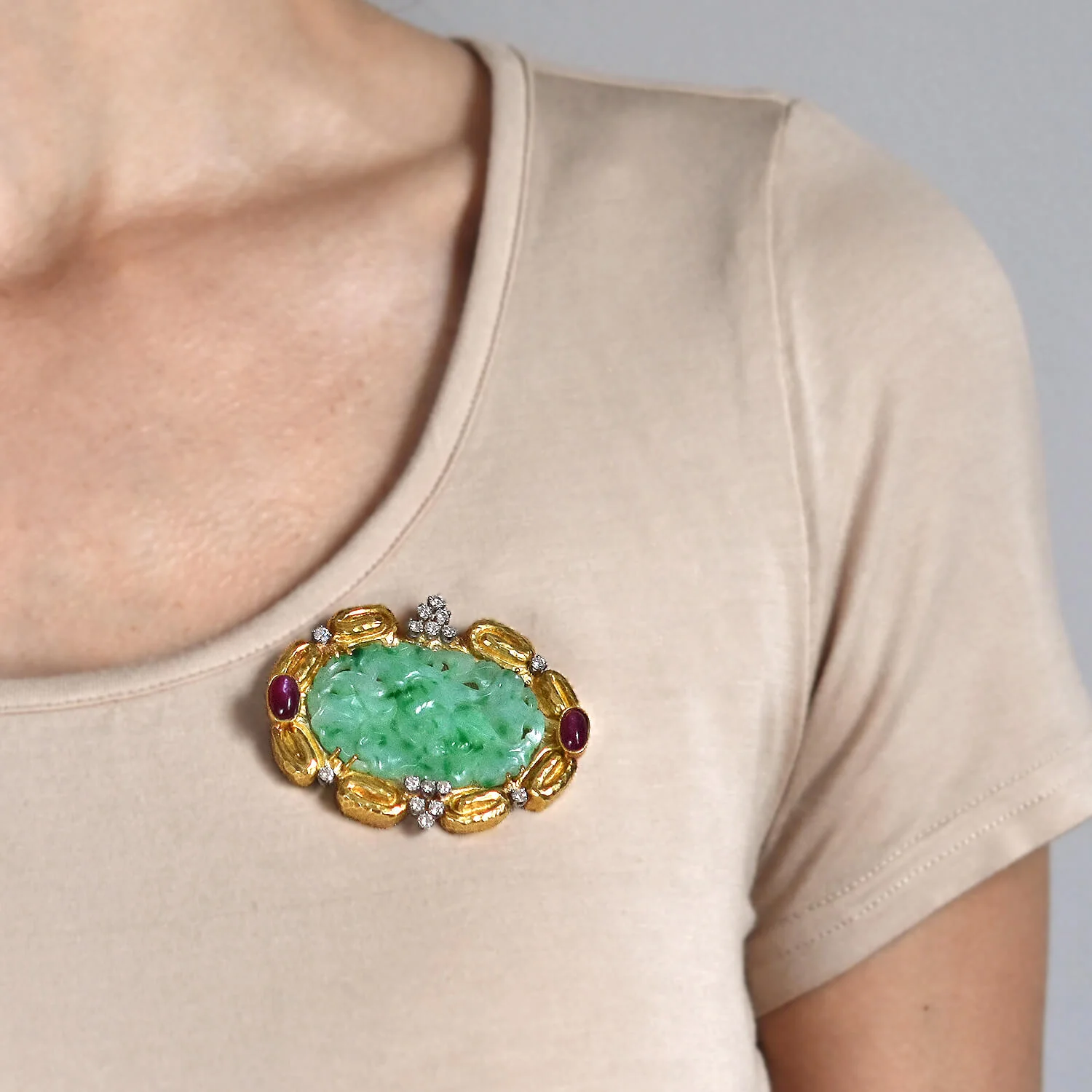 Estate Large 18kt Carved Jade, Ruby + Diamond Pin - Image 5