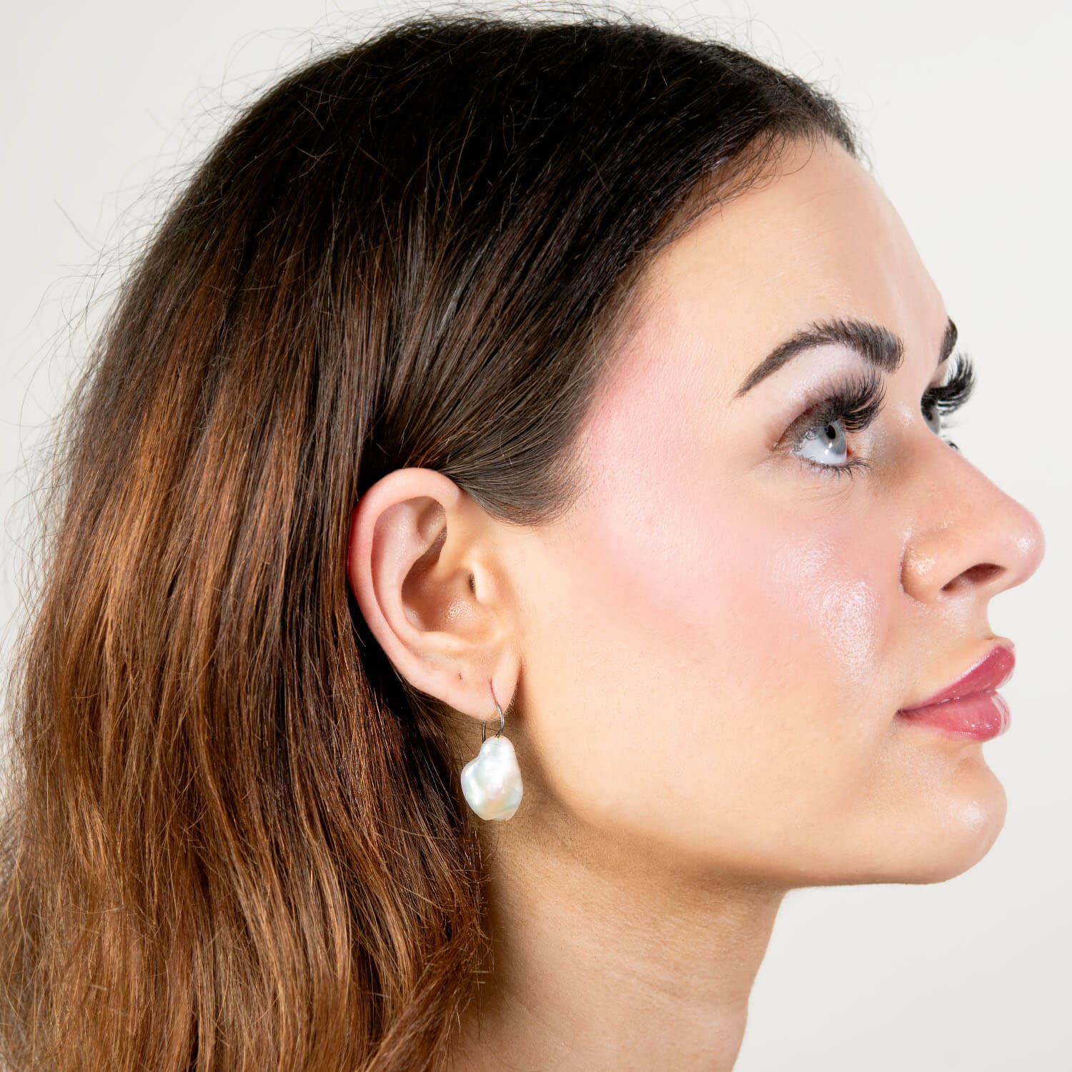 Estate Sterling Silver Blister Pearl Earrings - Image 4
