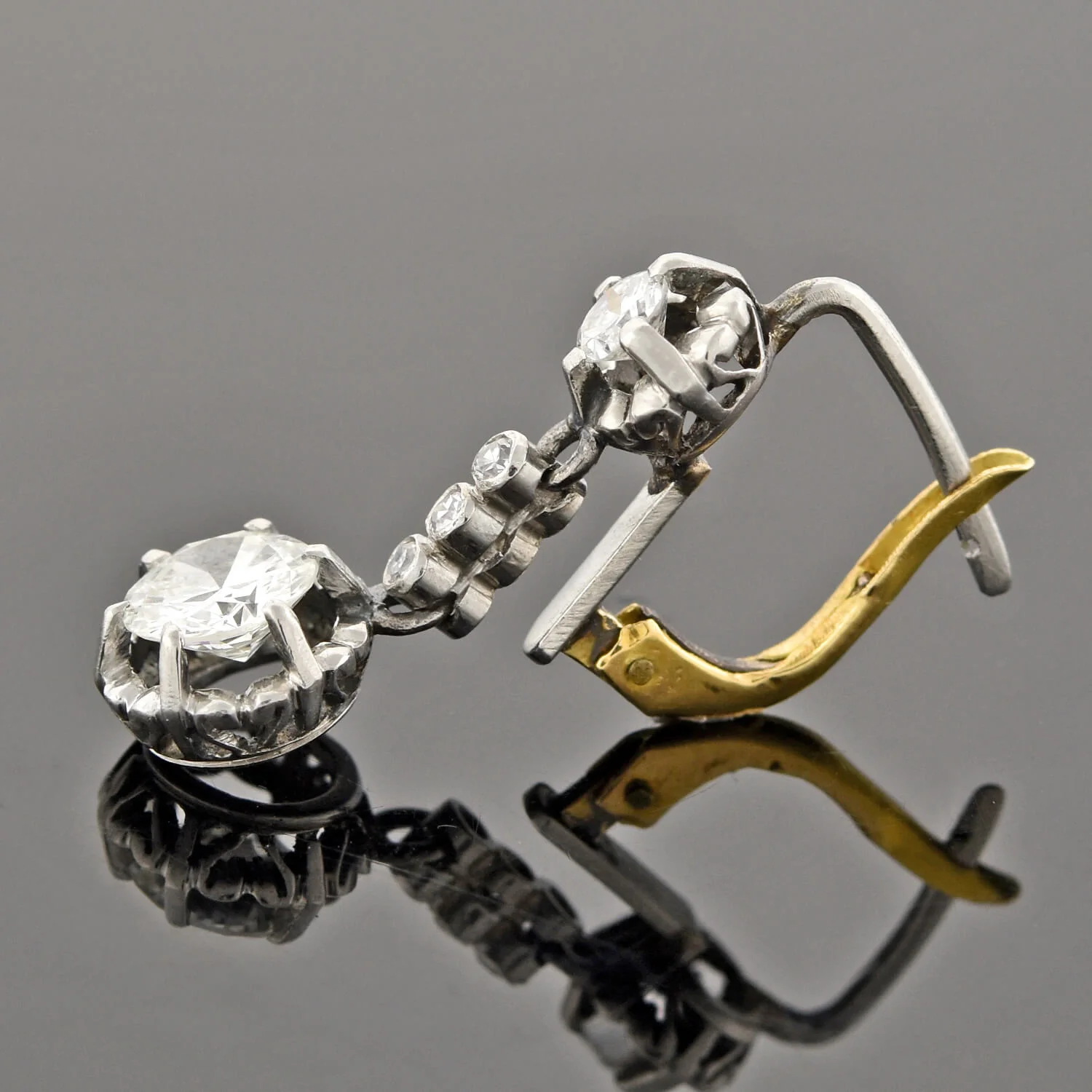 Late Art Deco Platinum Diamond Dangle Earrings 1.75ctw - Image 5