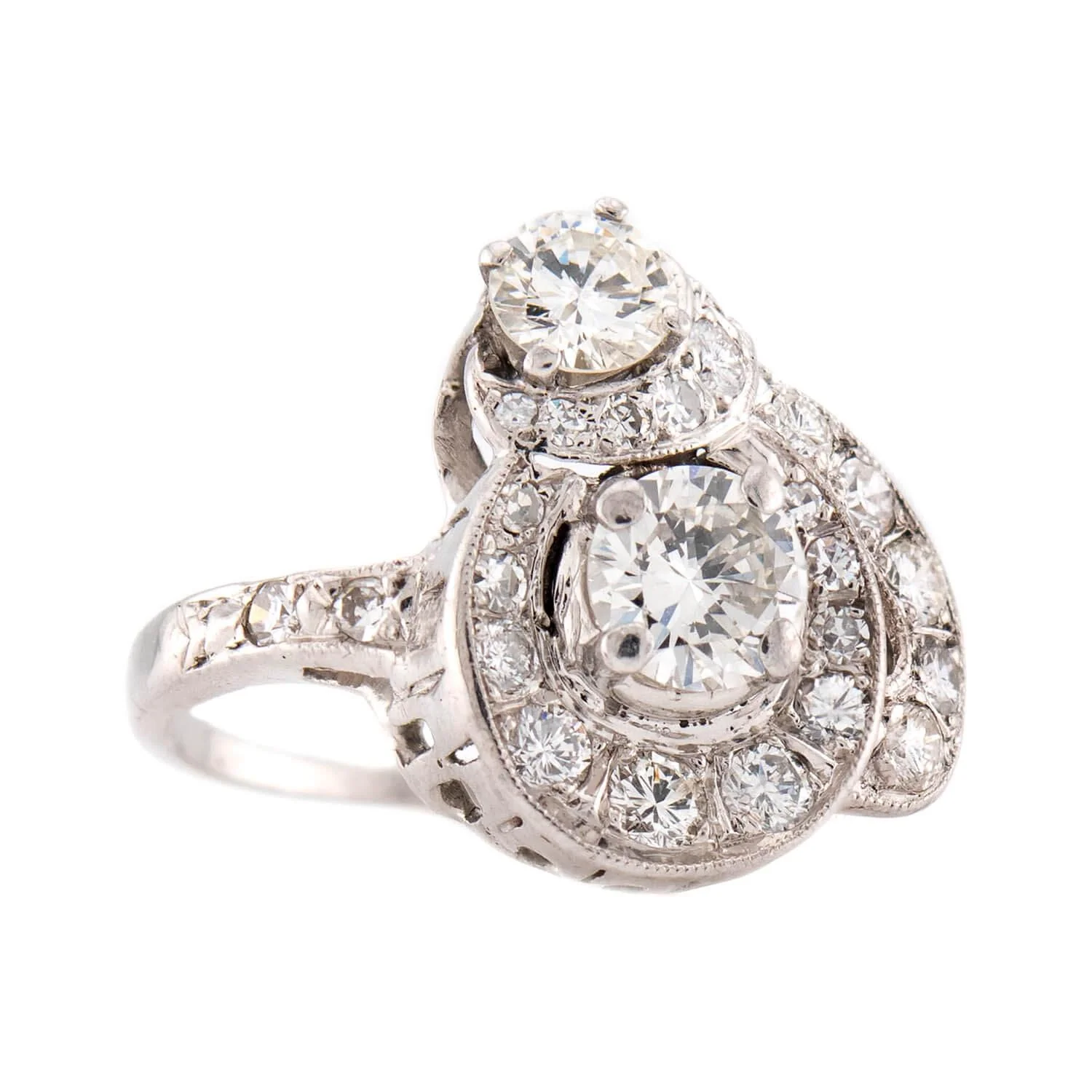 Late Art Deco Platinum Diamond Heart Motif Cluster Ring - Image 2