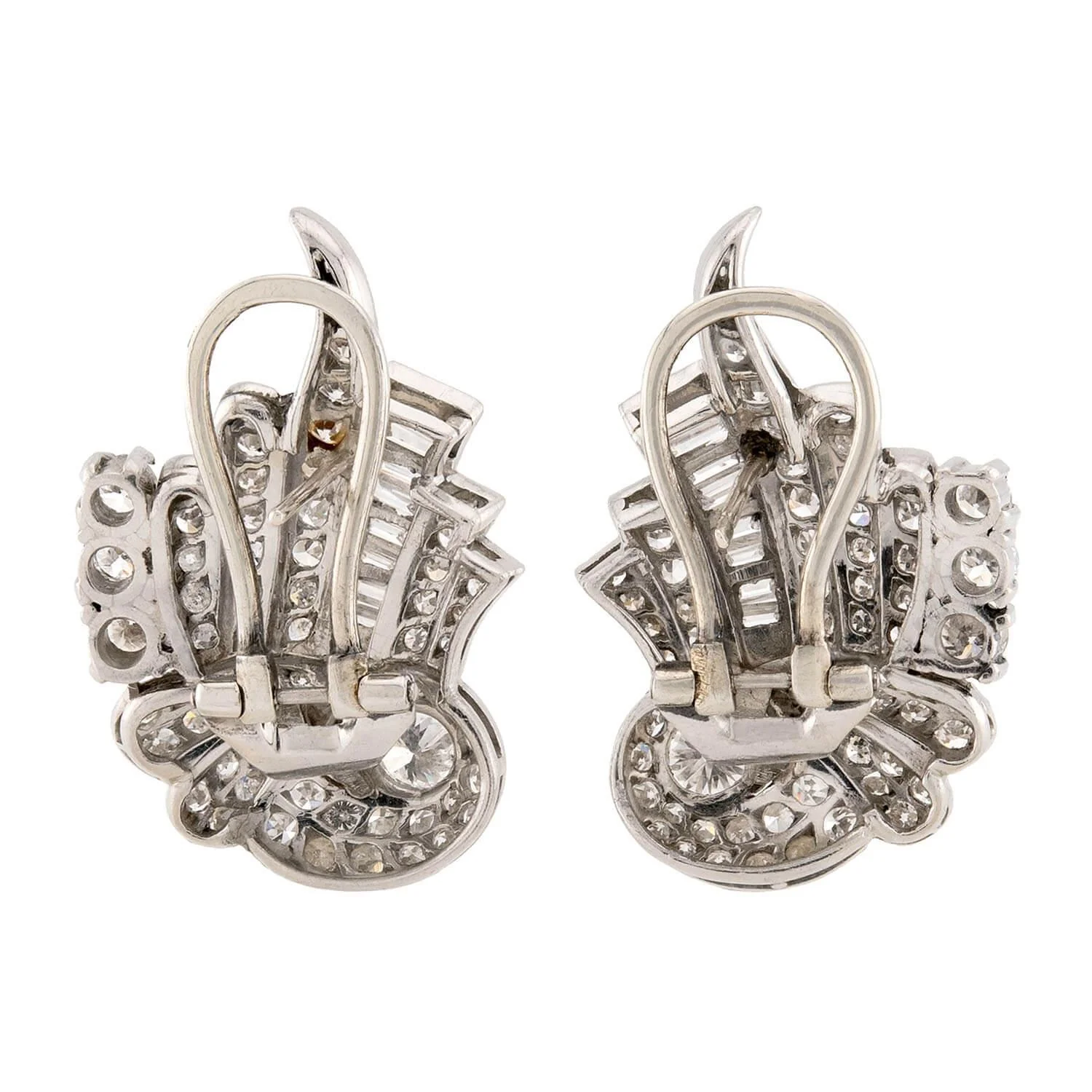 Retro Platinum Diamond Swirling-Motif Earrings - Image 3