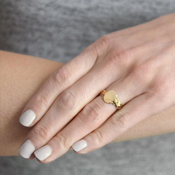 Victorian 14kt Yellow Gold Mermaid Signet Ring - Image 4