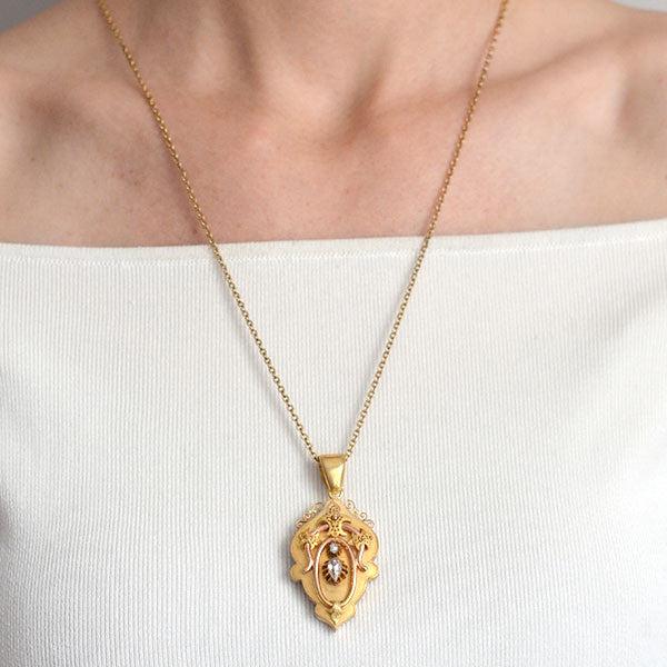 Victorian 15k and Diamond Etruscan Locket - Image 4