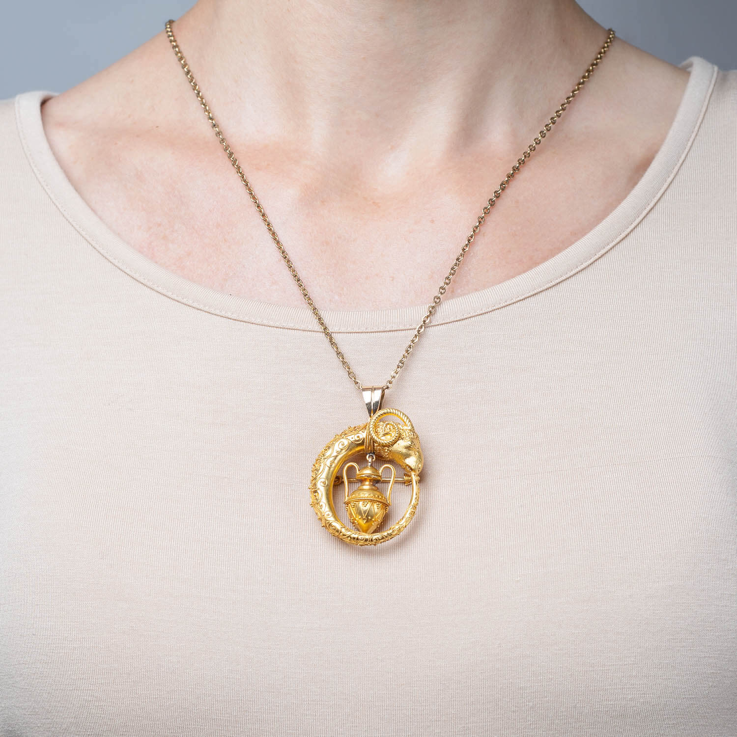 Victorian 18kt Etruscan Ram's Head + Urn Pin/Pendant - Image 6