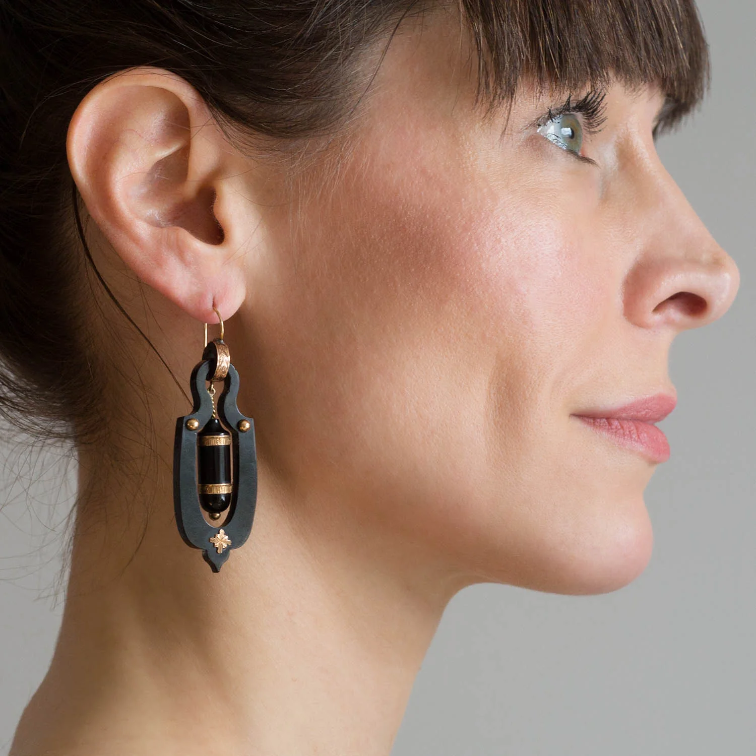 Victorian 18kt Large Hand-Carved Jet Urn Earrings - Image 8