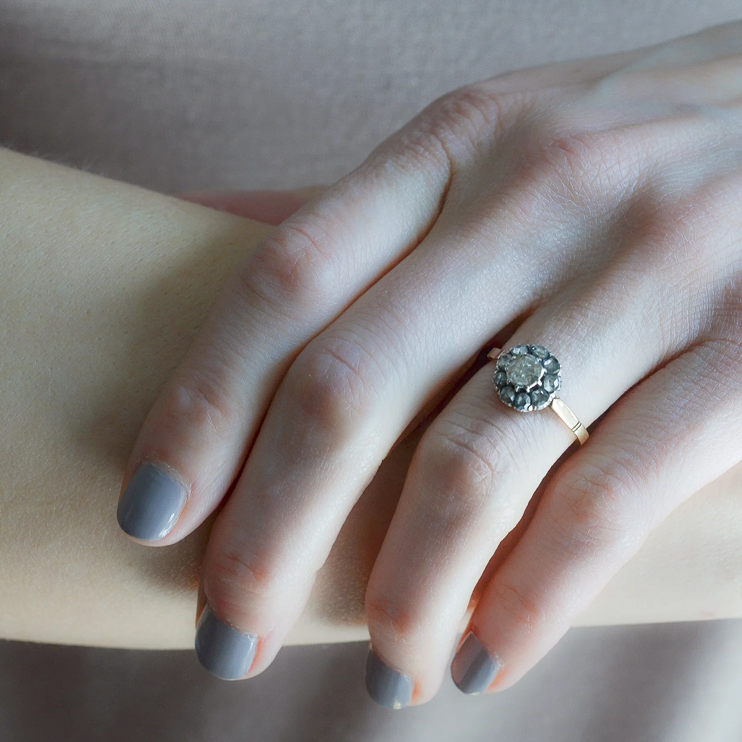 Victorian 18kt/Sterling Rose Cut Diamond Cluster Ring 0.80ctw - Image 6