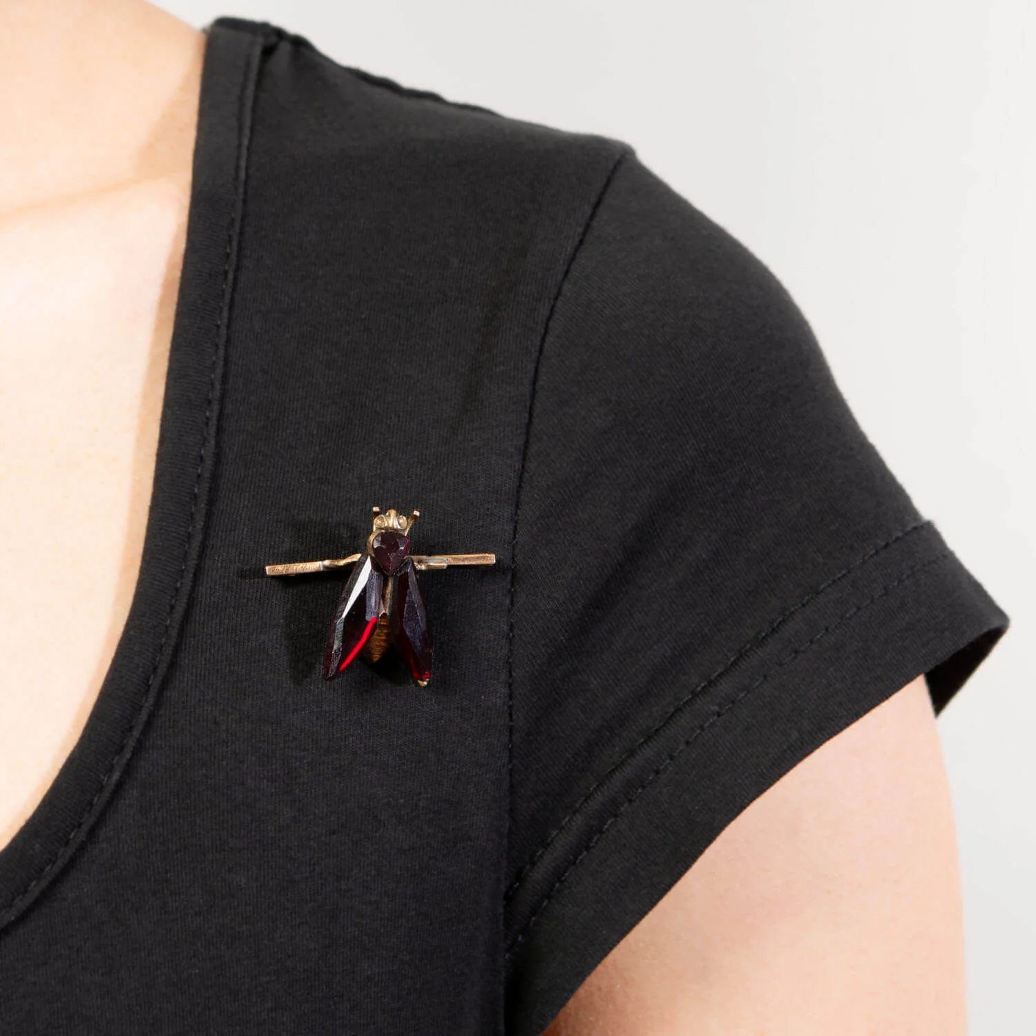 Victorian Rolled Gold and Vauxhall Glass Fly Pin - Image 5