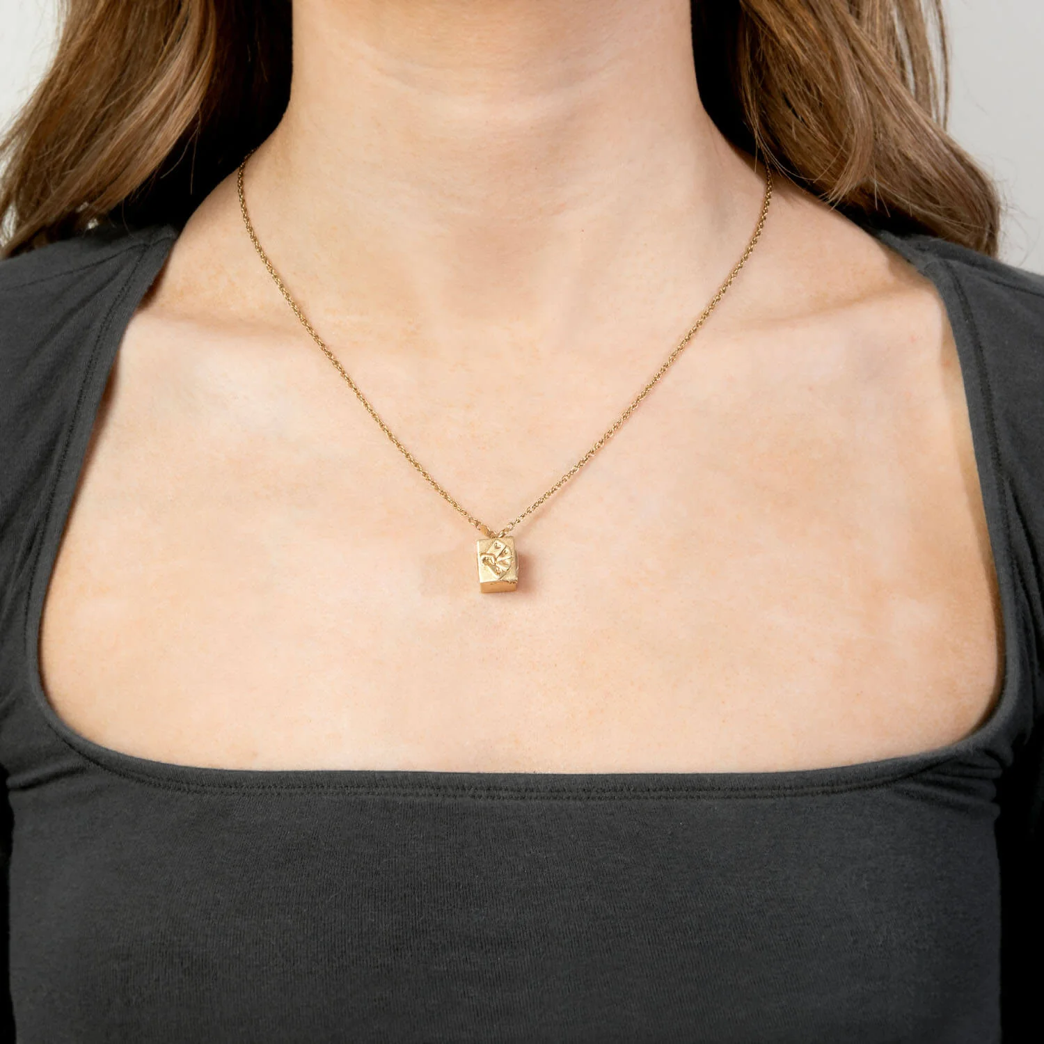 Vintage 14k Deck of Paper Cards Pendant/Charm - Image 6