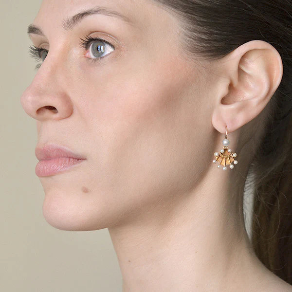 Vintage 14kt Gold Pearl Fan Earrings - Image 6