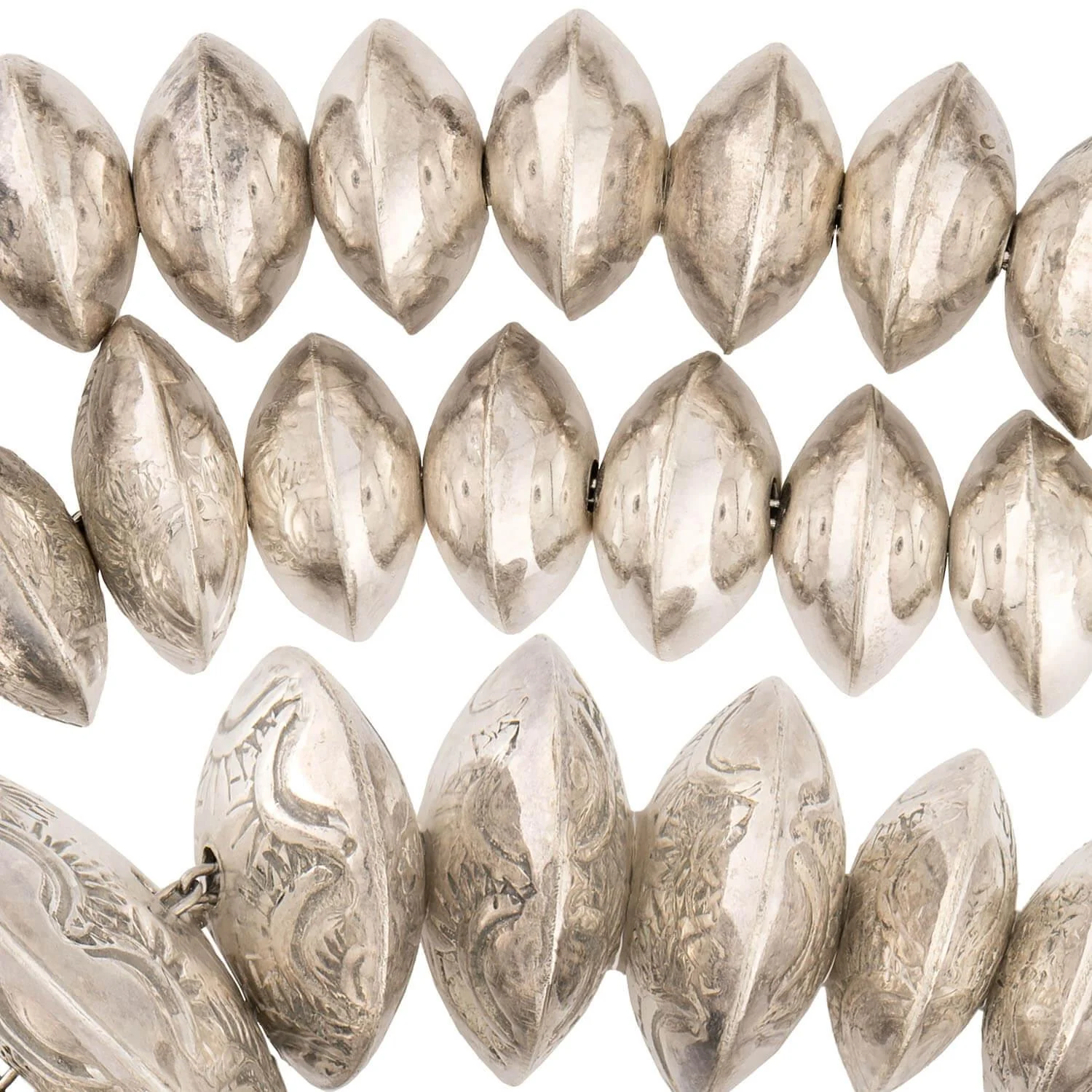 Vintage Native American Sterling Silver Conch Bead Necklace - Image 3